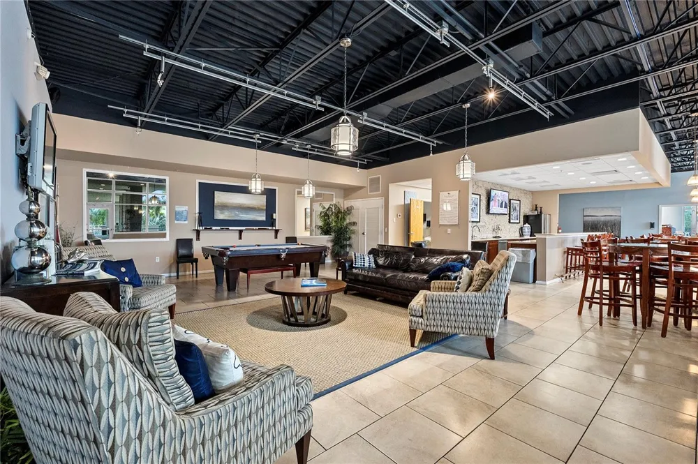 6043 ANCHORAGE WAY S St Petersburg, FL 33712