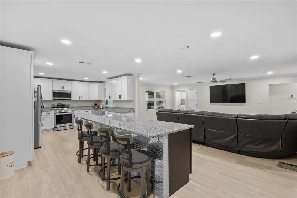805 NW 40TH TERRACE Gainesville, FL 32605