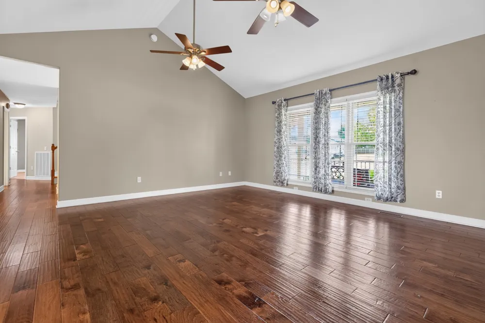 218 Charlotte Dr Winchester, TN 37398