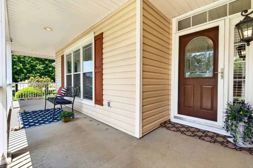 218 Charlotte Dr Winchester, TN 37398