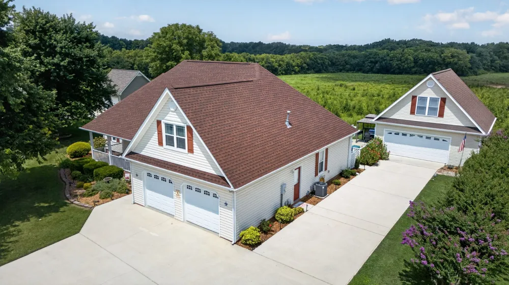 218 Charlotte Dr Winchester, TN 37398