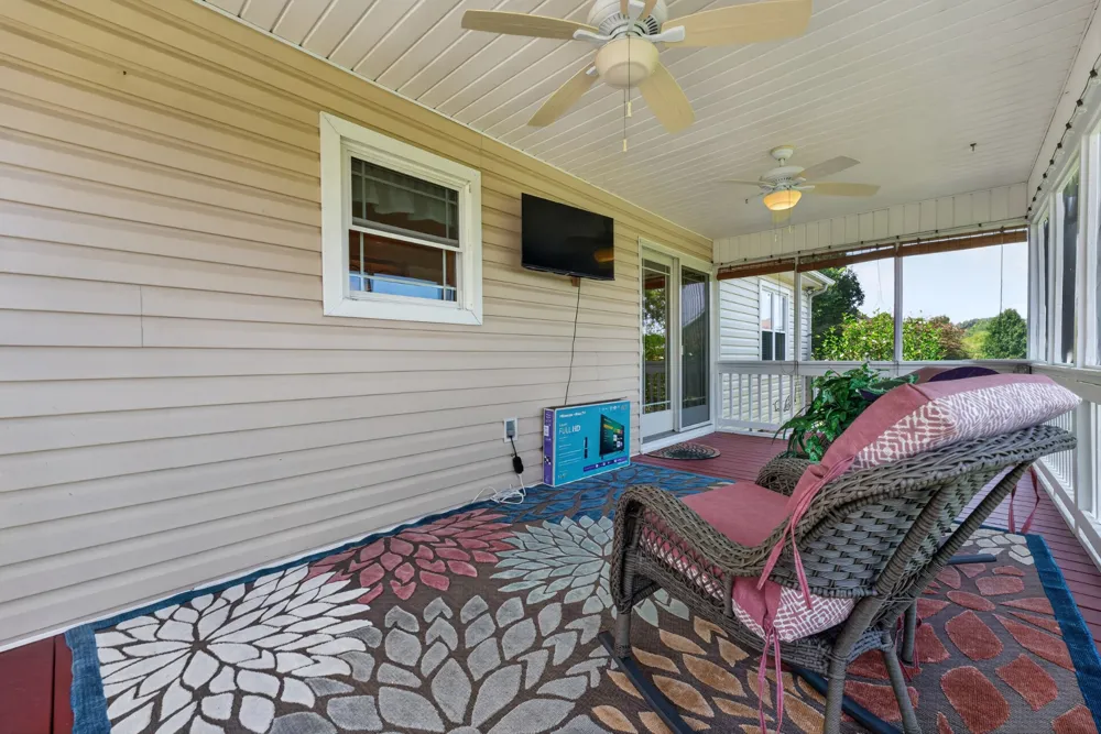 218 Charlotte Dr Winchester, TN 37398