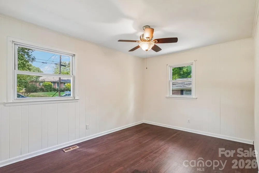 1443 Lynhurst Drive Gastonia, NC 28054