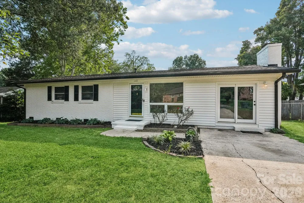 1443 Lynhurst Drive Gastonia, NC 28054