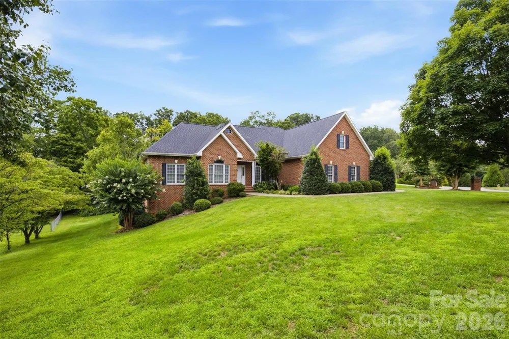 405 Woodridge Drive SE Lenoir, NC 28645