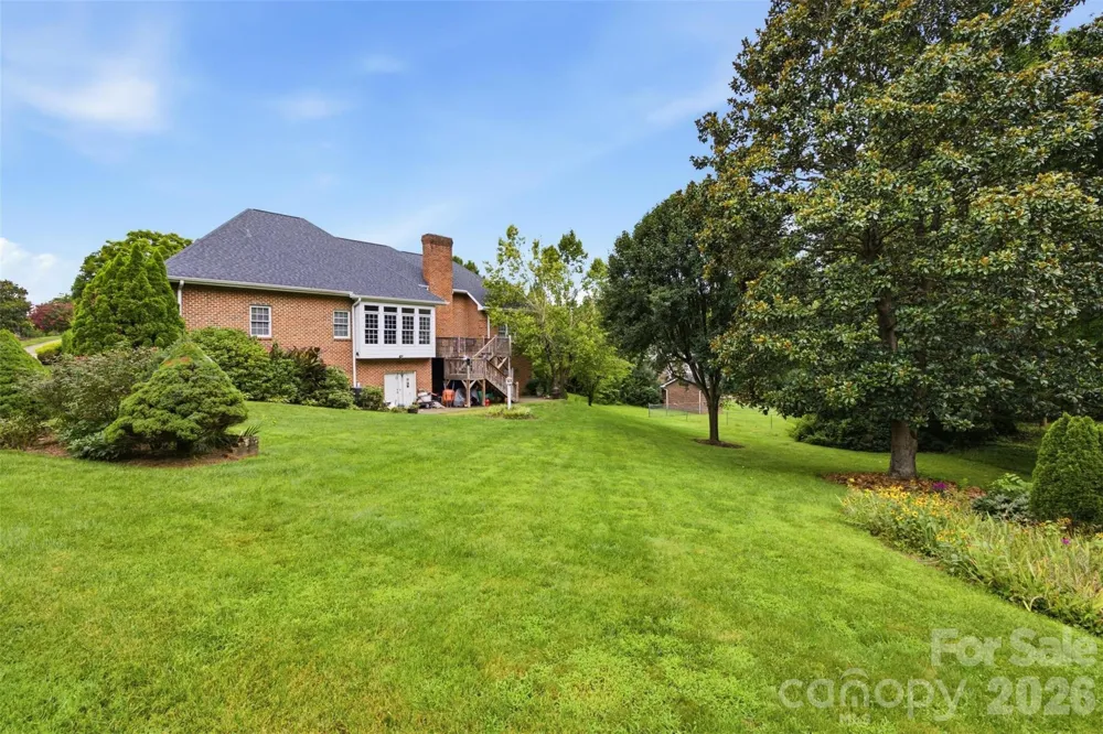 405 Woodridge Drive SE Lenoir, NC 28645