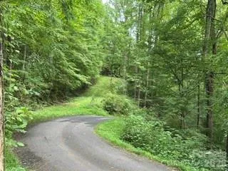 13 Galega Trail Maggie Valley, NC 28751