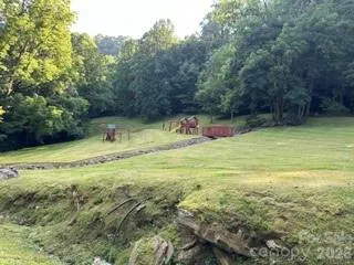 13 Galega Trail Maggie Valley, NC 28751