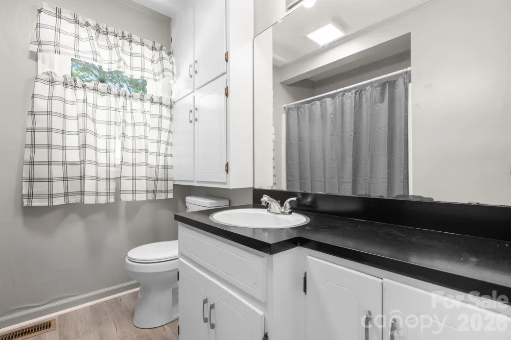 296 Pine Mountain Road Hudson, NC 28638