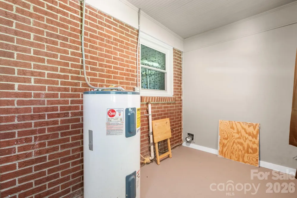 296 Pine Mountain Road Hudson, NC 28638