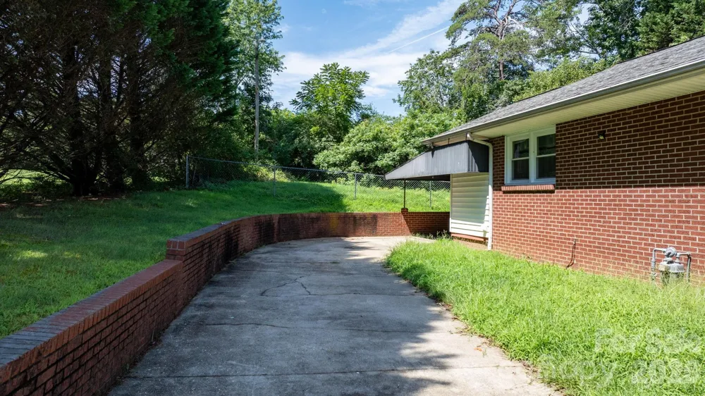 296 Pine Mountain Road Hudson, NC 28638