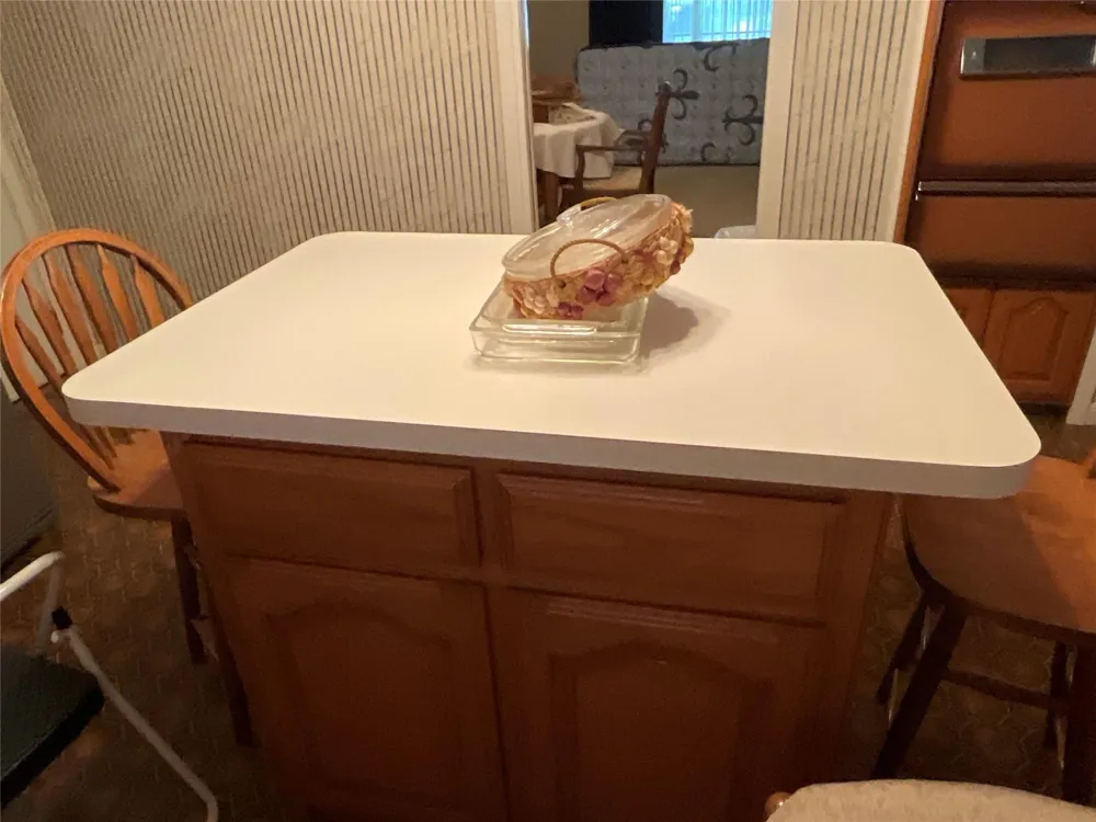 605 3rd Street Cuero, TX 77954