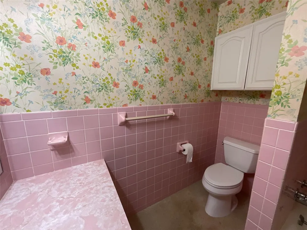 605 3rd Street Cuero, TX 77954