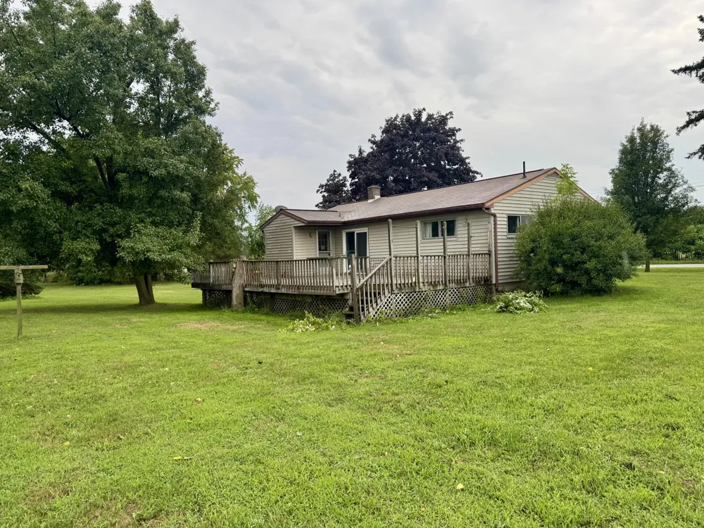 6352 Gavin Lake Avenue NE Rockford, MI 49341