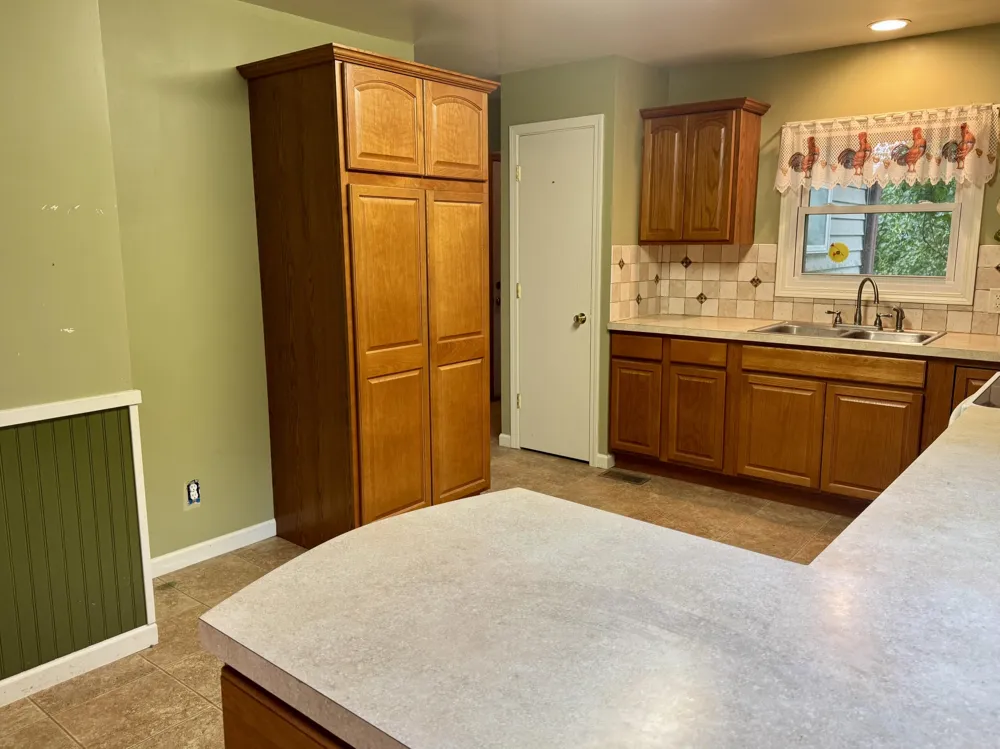 6352 Gavin Lake Avenue NE Rockford, MI 49341