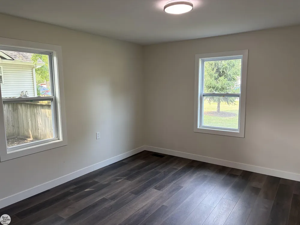 11188 Rhode Drive Shelby Charter Township, MI 48317