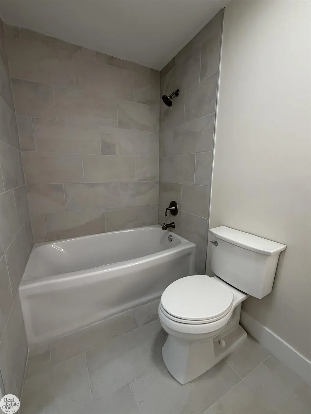 11188 Rhode Drive Shelby Charter Township, MI 48317