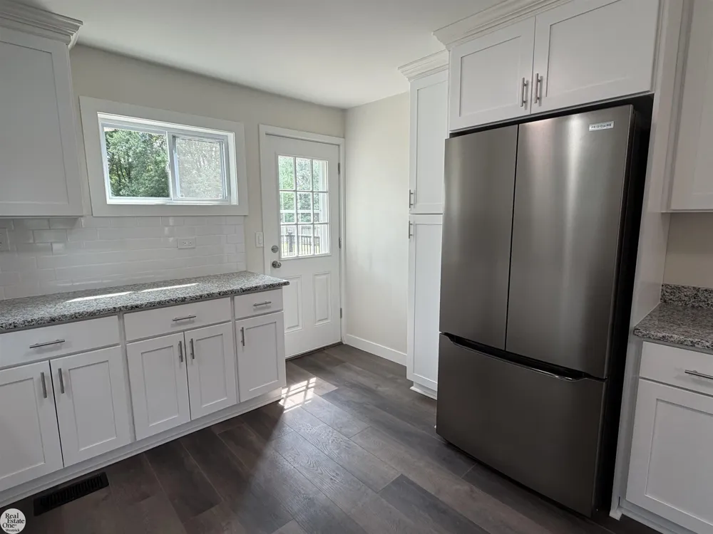 11188 Rhode Drive Shelby Charter Township, MI 48317