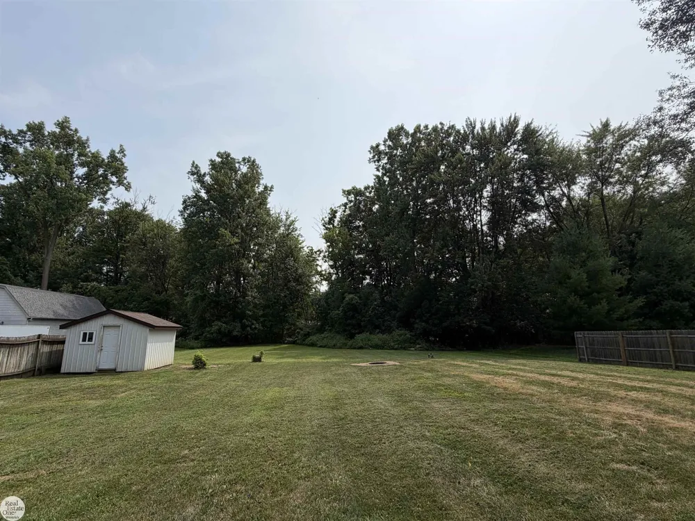11188 Rhode Drive Shelby Charter Township, MI 48317