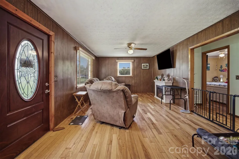 1082 Maple Street Granite Falls, NC 28630
