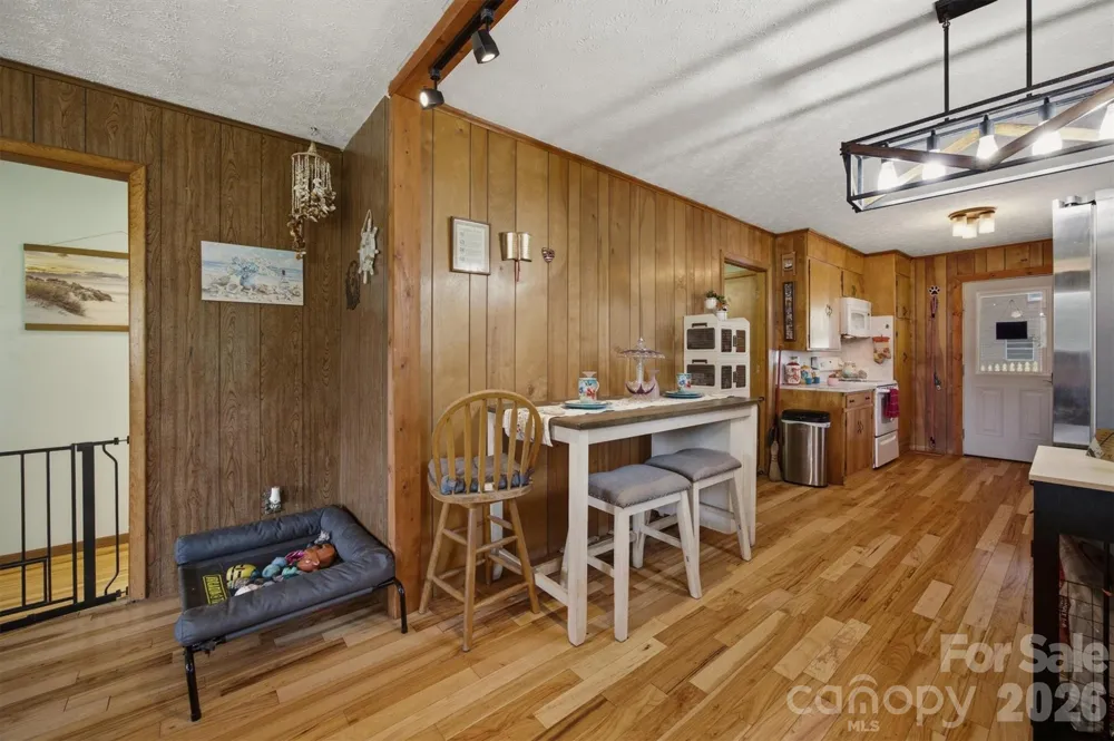 1082 Maple Street Granite Falls, NC 28630