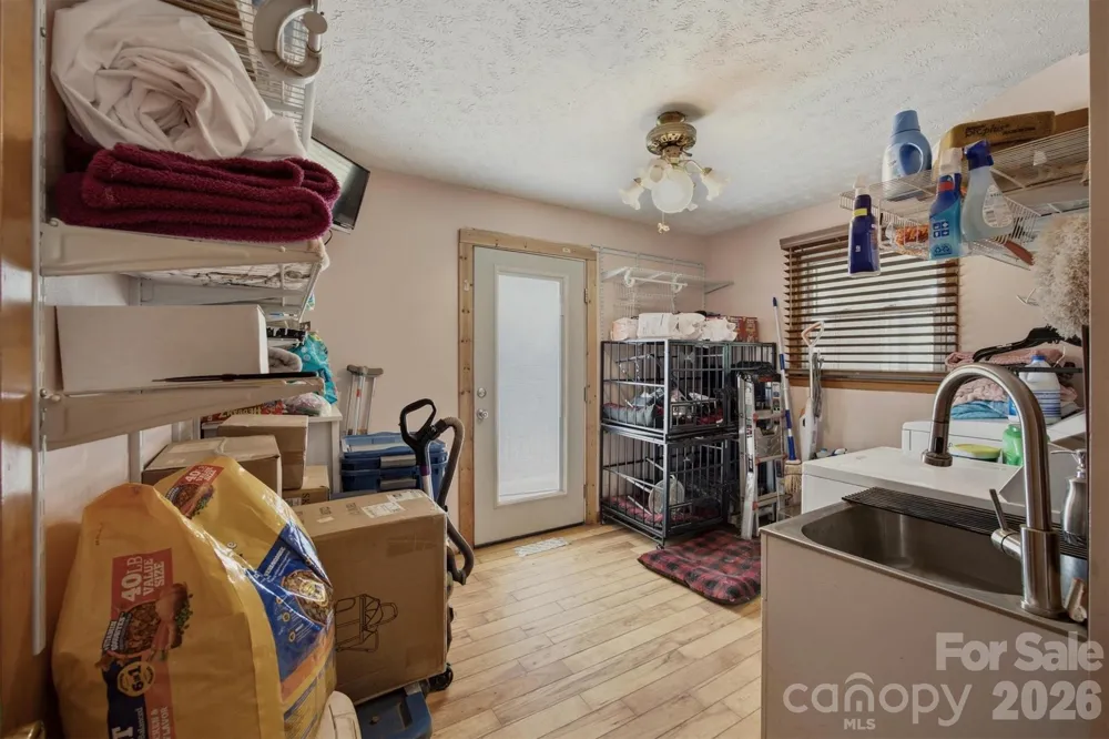 1082 Maple Street Granite Falls, NC 28630