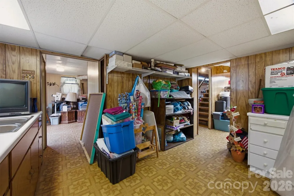 1082 Maple Street Granite Falls, NC 28630