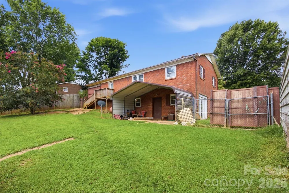 1082 Maple Street Granite Falls, NC 28630