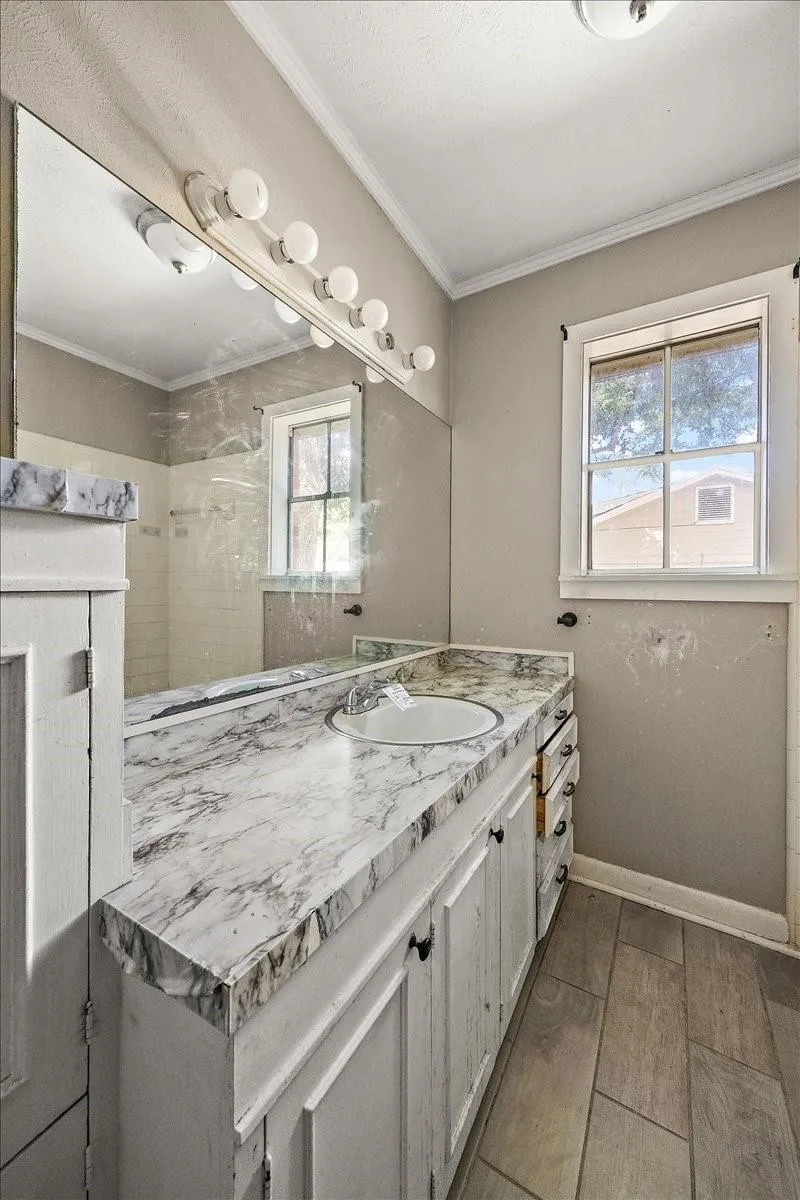 207 E Homewood Drive Crockett, TX 75835