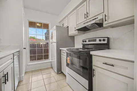 5704 Edgemoor Drive #31