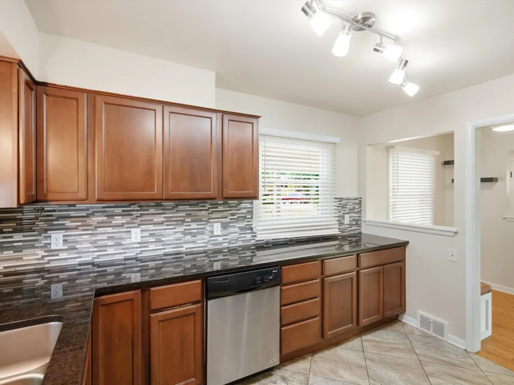 1181 Kay Parkway Ann Arbor, MI 48103