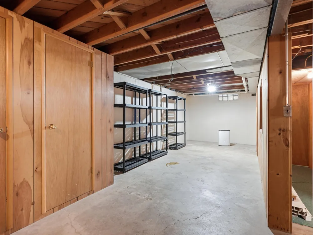 1181 Kay Parkway Ann Arbor, MI 48103