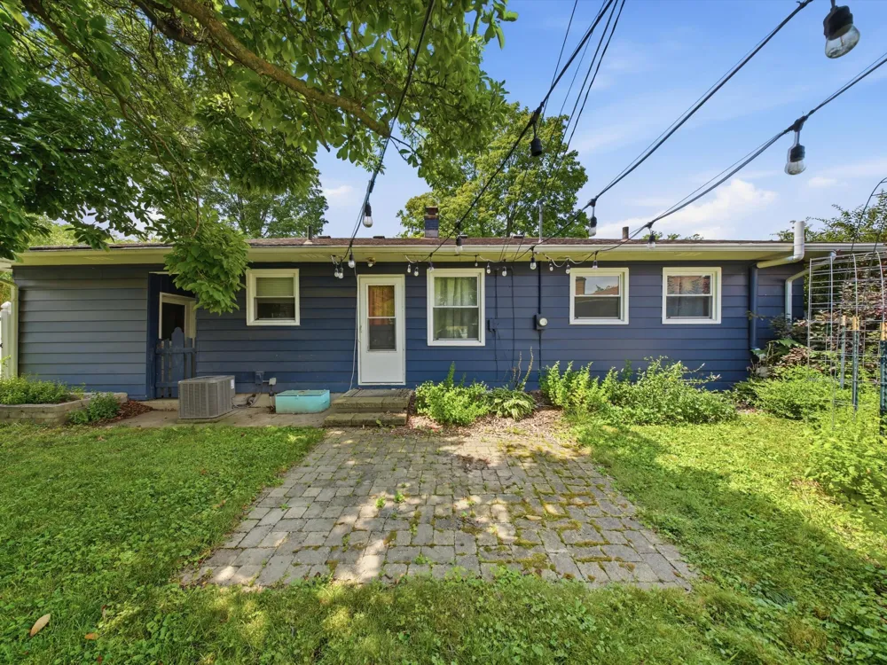 1181 Kay Parkway Ann Arbor, MI 48103