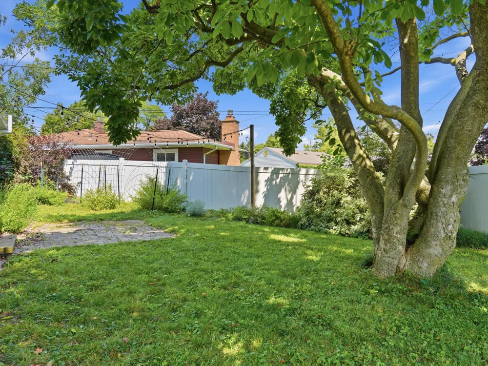 1181 Kay Parkway Ann Arbor, MI 48103