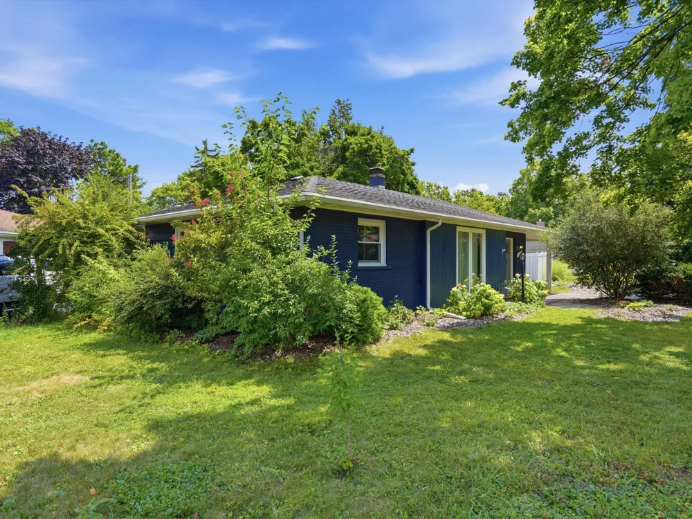 1181 Kay Parkway Ann Arbor, MI 48103