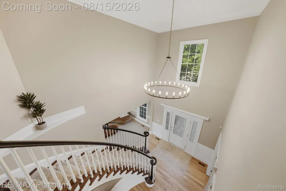 3812 S Shoreline Drive Milford Charter Township, MI 48381