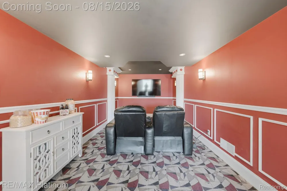 3812 S Shoreline Drive Milford Charter Township, MI 48381