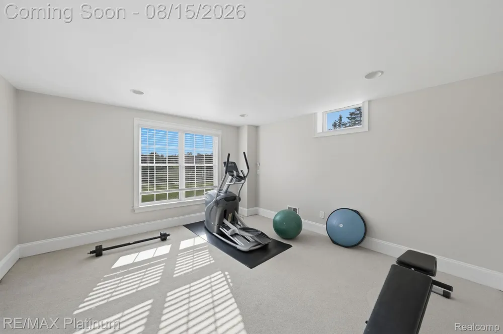 3812 S Shoreline Drive Milford Charter Township, MI 48381