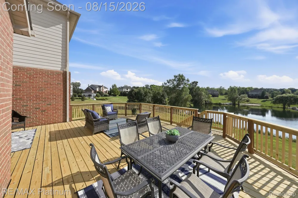 3812 S Shoreline Drive Milford Charter Township, MI 48381