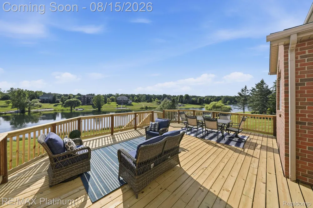 3812 S Shoreline Drive Milford Charter Township, MI 48381