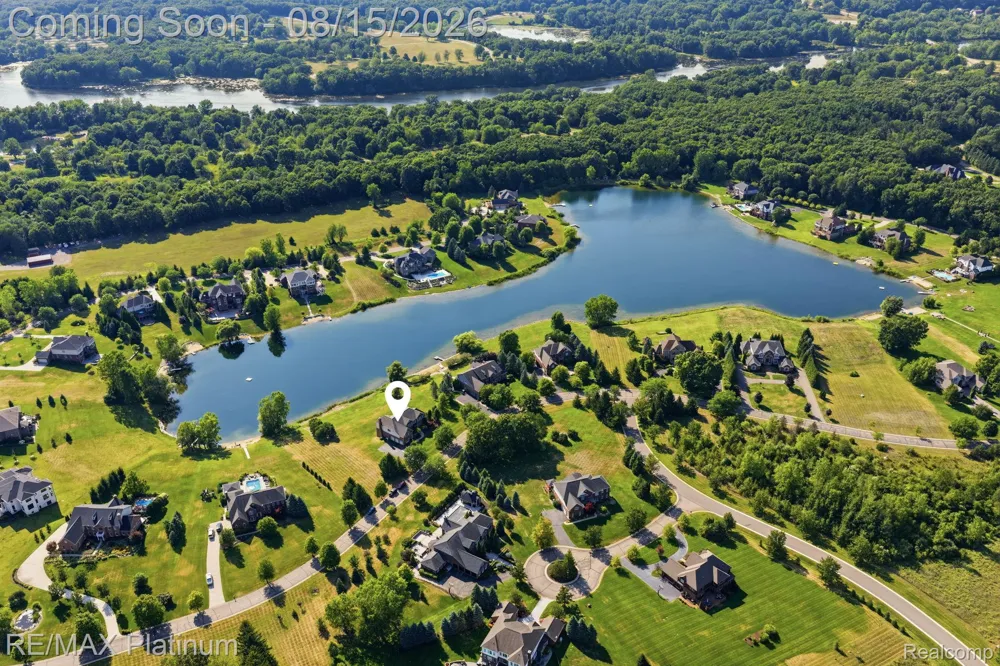 3812 S Shoreline Drive Milford Charter Township, MI 48381
