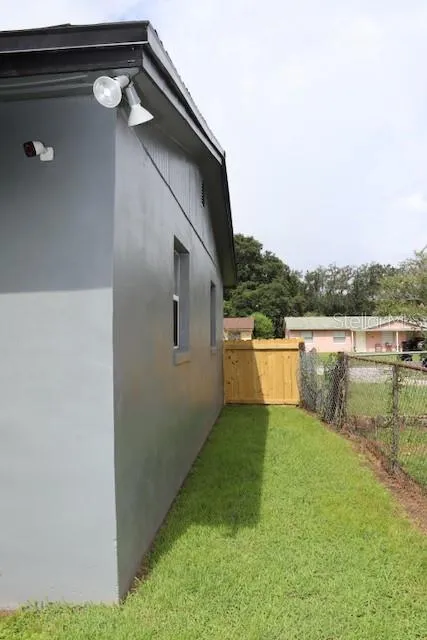 2113 LA DUE COURT Orlando, FL 32811