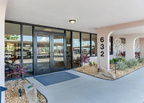 632 EDGEWATER DRIVE #736