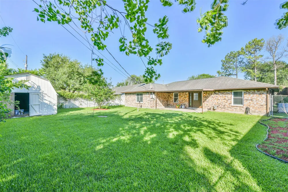 3410 Crestmeadow Drive Pasadena, TX 77505