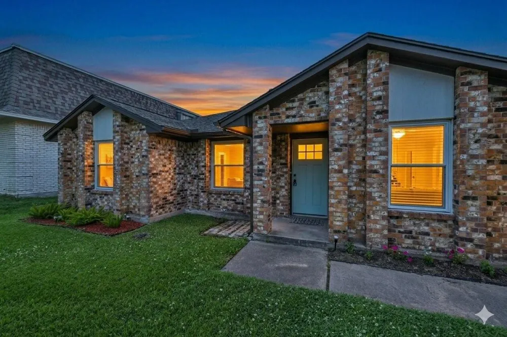 3410 Crestmeadow Drive Pasadena, TX 77505