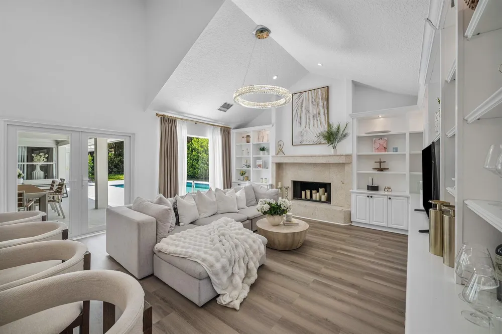 139 Rotunda Drive Jupiter, FL 33477