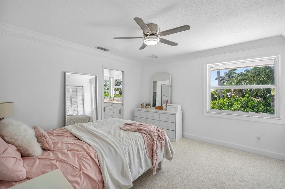 139 Rotunda Drive Jupiter, FL 33477