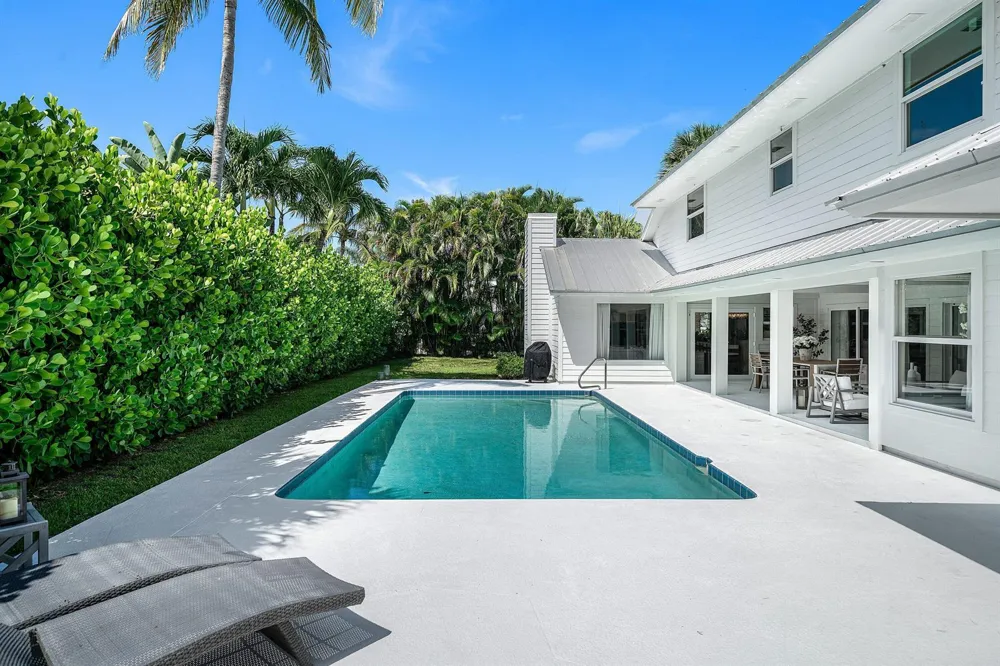 139 Rotunda Drive Jupiter, FL 33477