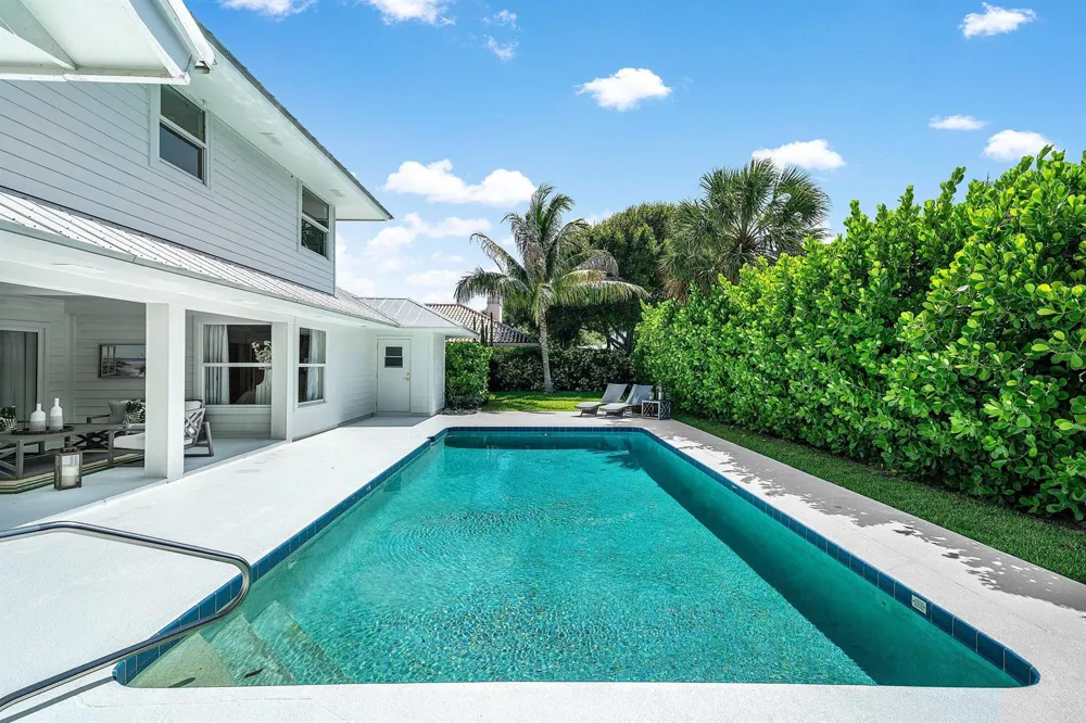 139 Rotunda Drive Jupiter, FL 33477
