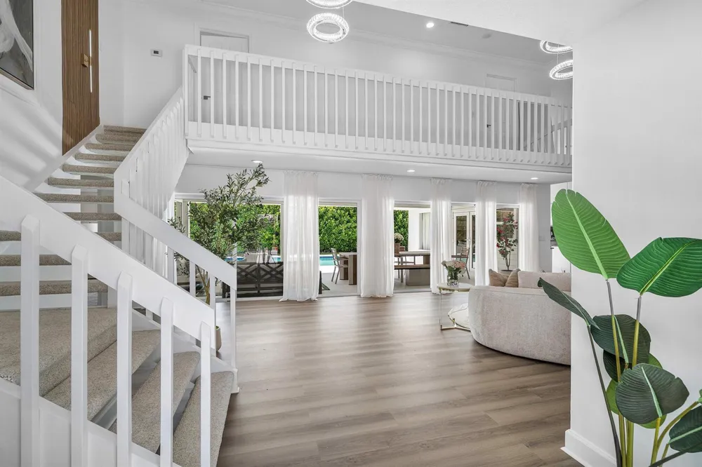 139 Rotunda Drive Jupiter, FL 33477